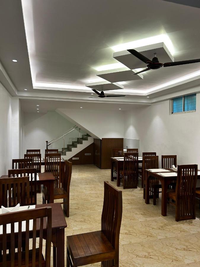 Bluemist Resorts Athirappilly Exterior foto